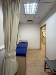 Gleneagles Hospital (D10), Retail #577743531